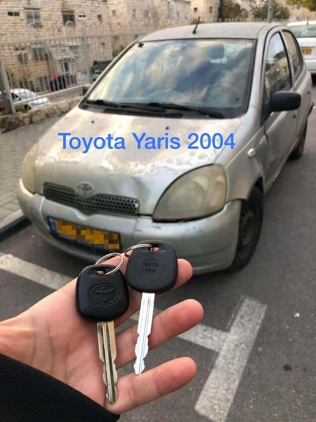 toyota_YARIS
