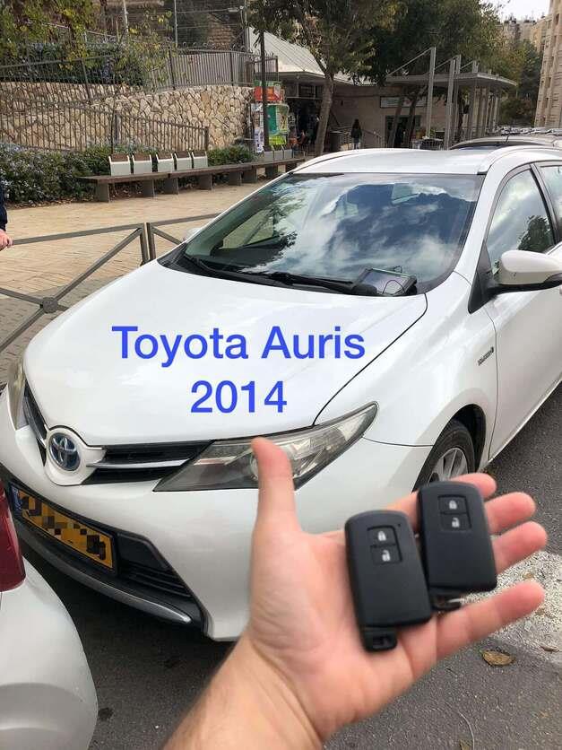 toyota_auris