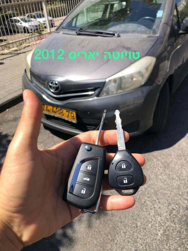 toyota_yaris