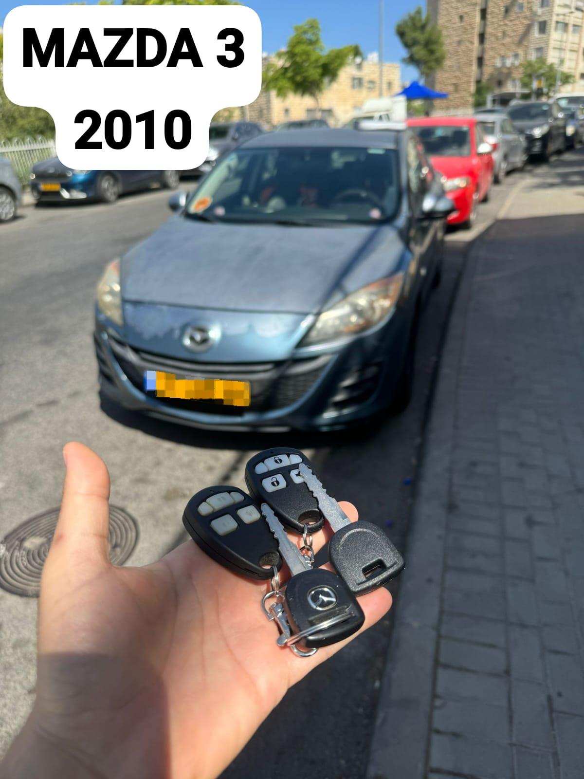 mazda_ 3