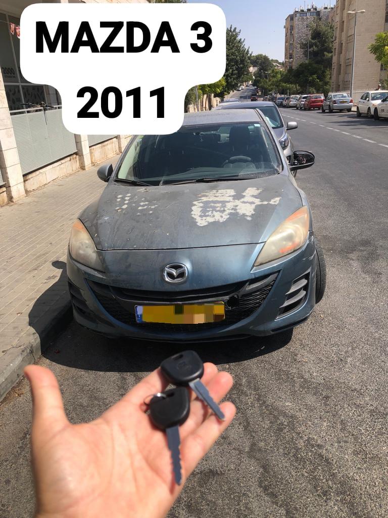 mazda_3 