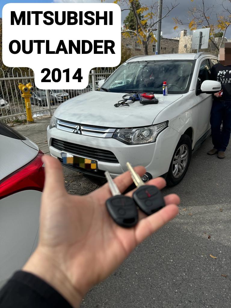 mitsubishi_ outlander 