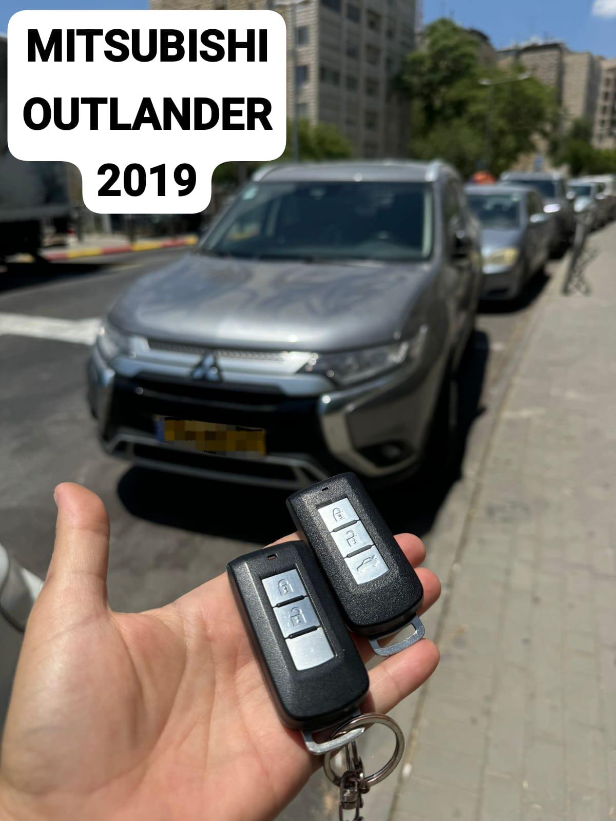  mitsubishi_outlander 