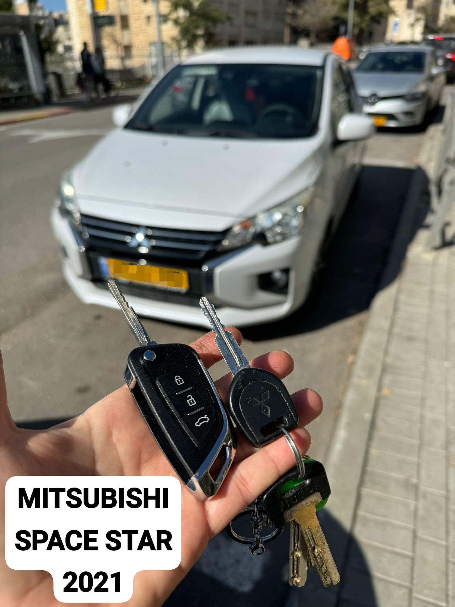 mitsubishi_ space_star 