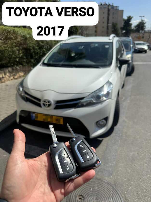  toyota_verso