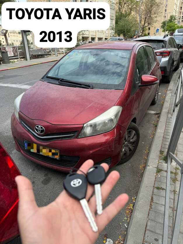 toyota_yaris