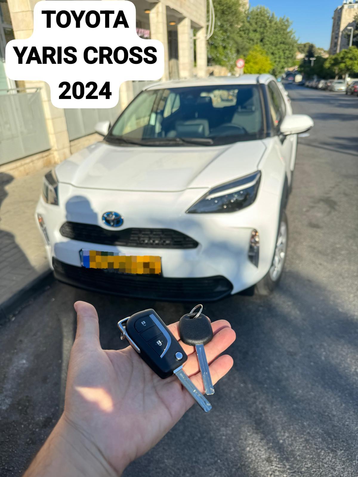 Toyota_yaris_cross